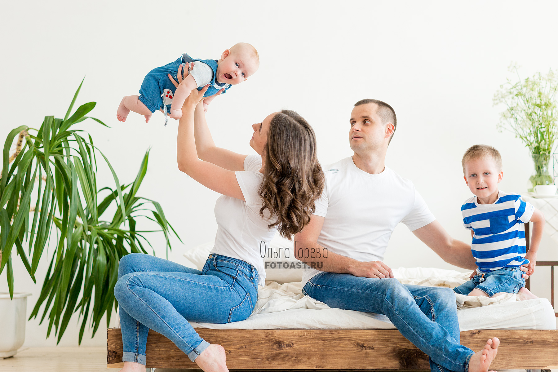 Детская фотосессия в фотостудии в Кирове