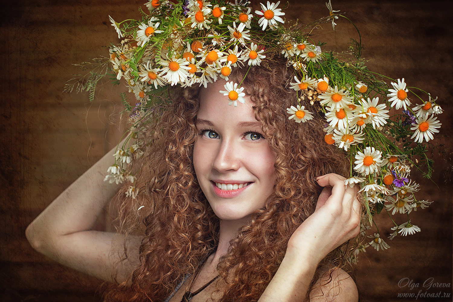 Фотосессия в студии в Кирове. Девушка с кроликом