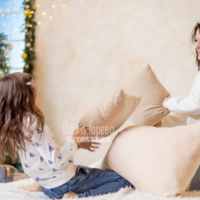 Новогодняя фотосессия для дочки, мамы и бабушки - фото 5