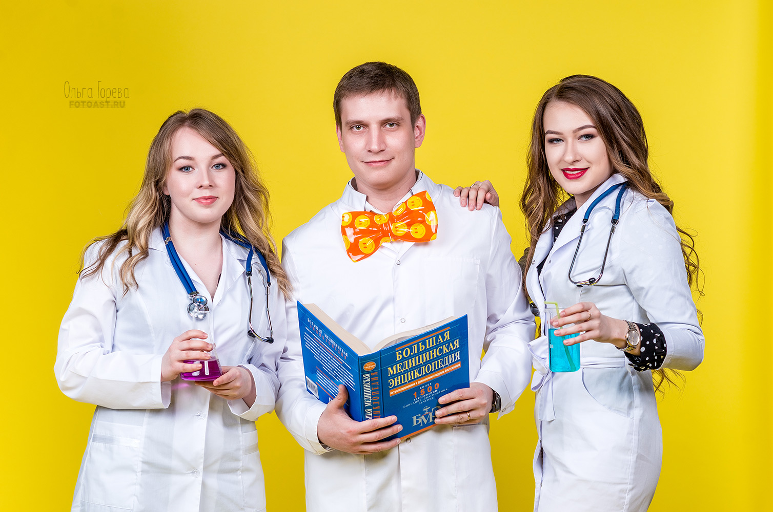Фотосессия студентов КГМА для выпускных папок, Киров