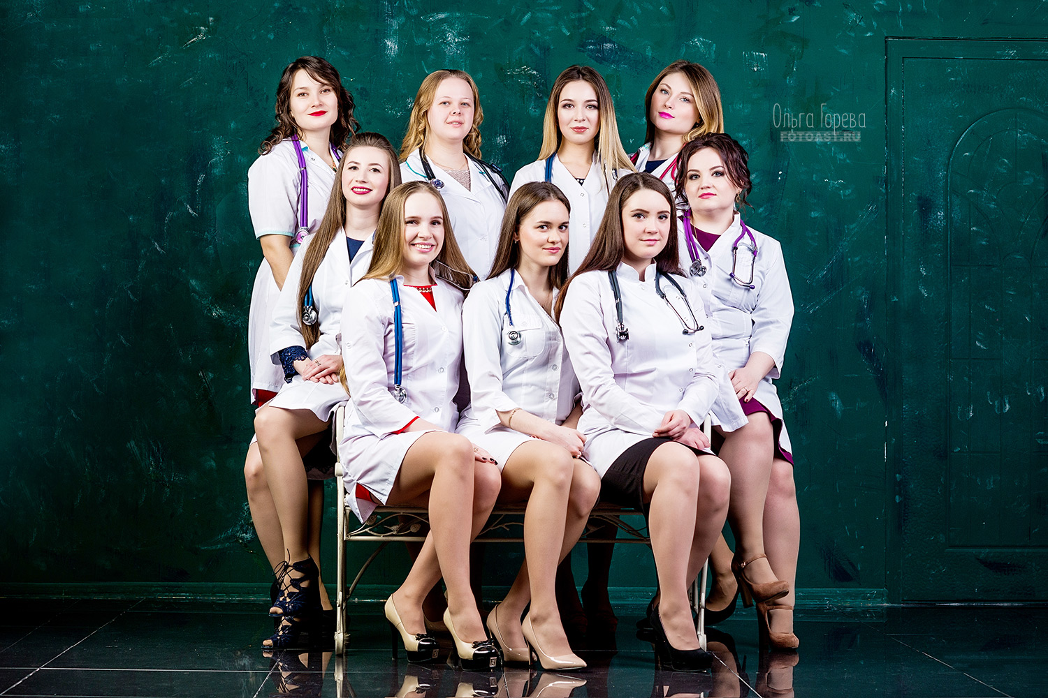 Фотосессия студентов КГМА для выпускных папок, Киров